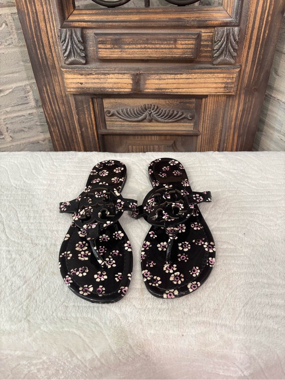 Tory Burch Black Floral Logo Thong Sandals